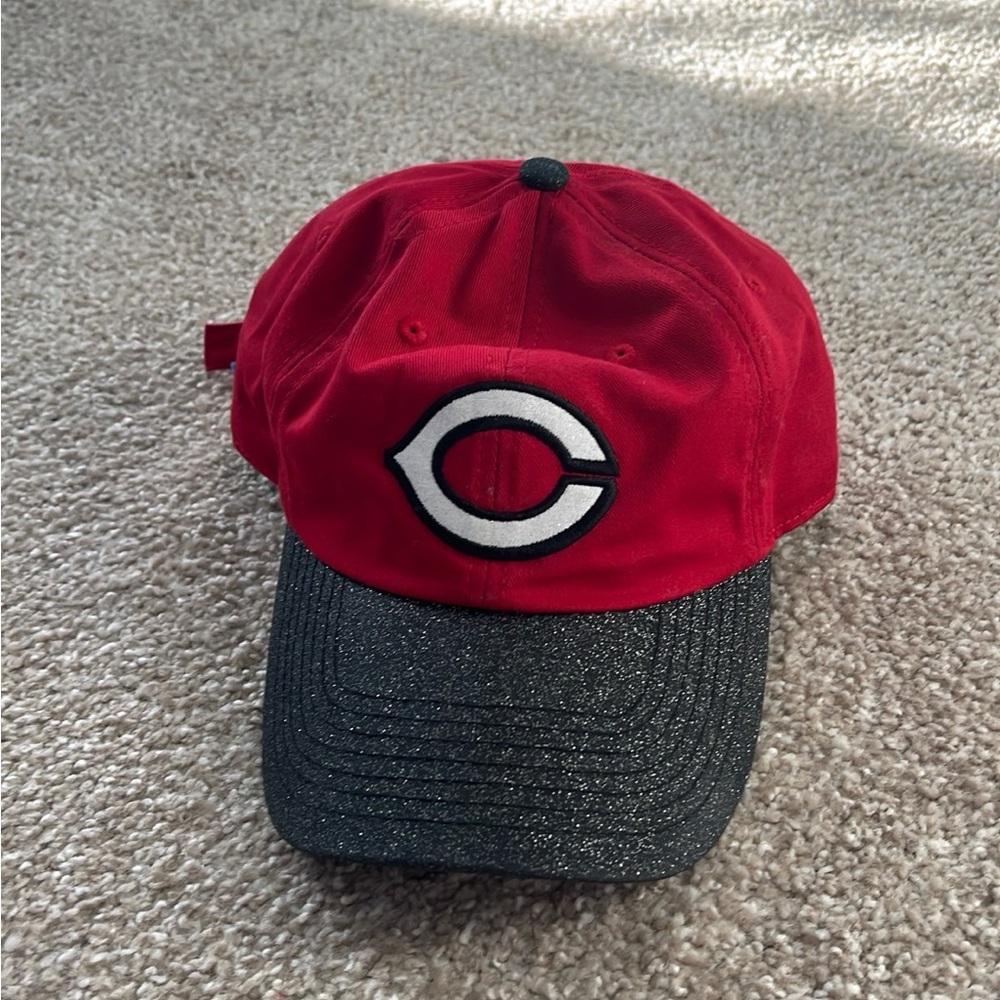Fan Favorite Cincinnati Reds baseball Cap
